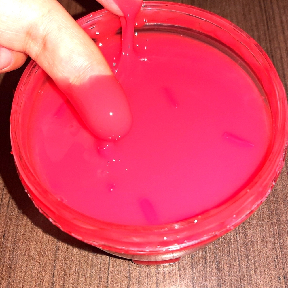 Scary love//the neighborhood slime